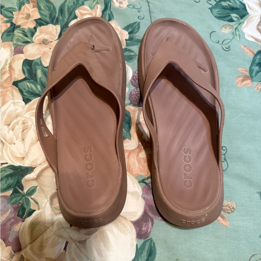 CROCS Tan Flip Flops